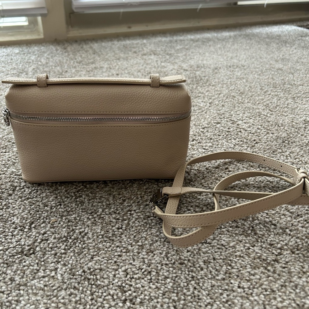 ❌SOLD❌Leather mini handbag